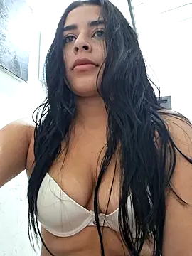 Snapshot of channell0 chatting on February 25, 5:06 am channell0 online show from February 25, 5:06 am