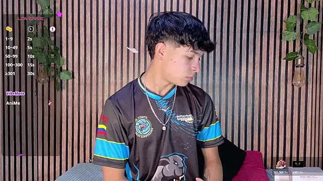 Snapshot of Felipe_boy1 chatting on September 28, 3:23 am Felipe boy1 online show from September 28, 3:23 am