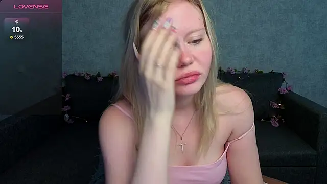 Wendy 228 online show from July 27, 2:29 am