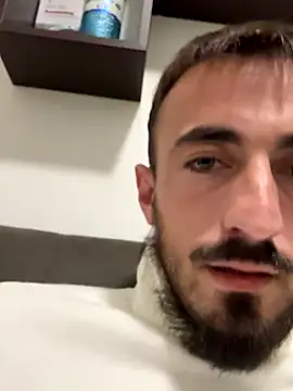 mario231197 online show from October 19, 7:03 pm