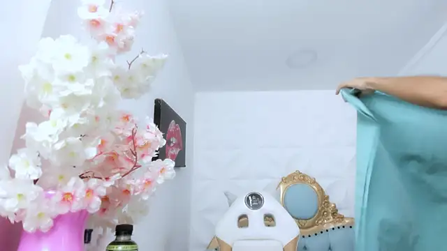 eimy skinny  online show from October 29, 6:53 pm