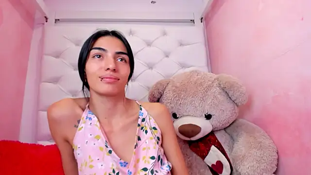 eimy skinny  online show from March 24, 1:49 pm