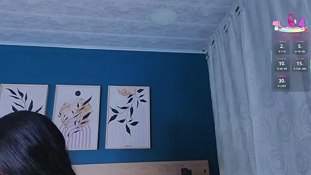 SarahMiler  online show from September 25, 11:58 am