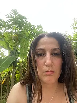 Samaraa Smith online show from May 16, 9:57 pm