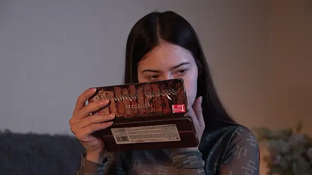 ywixos online show from October 6, 2:14 pm