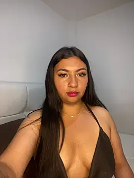 Issa Santana online show from February 10, 7:51 pm