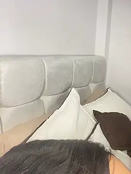 Issa Santana online show from February 28, 8:54 pm