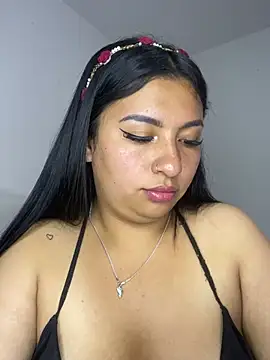 Snapshot of Issa_Santana chatting on April 24, 9:17 pm Issa Santana online show from April 24, 9:17 pm