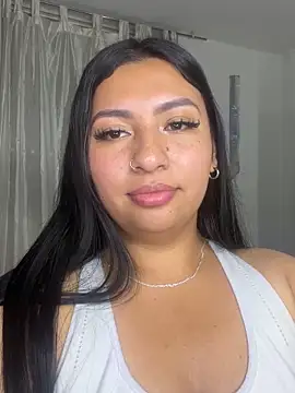 Snapshot of Issa_Santana chatting on May 28, 11:24 pm Issa Santana online show from May 28, 11:24 pm