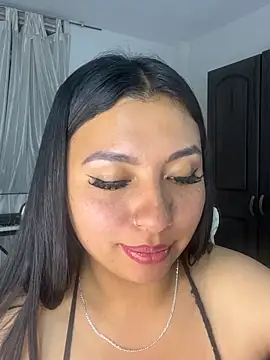 Snapshot of Issa_Santana chatting on June 6, 8:57 pm Issa Santana online show from June 6, 8:57 pm