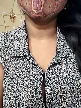 Hotty Sonali online show from October 23, 12:10 am