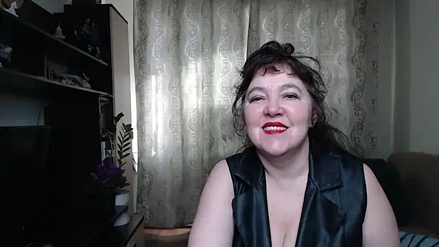 Illusionq online show from February 18, 9:38 am