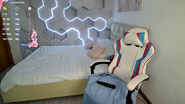 aliicemeow online show from July 8, 3:44 am