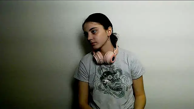 Sun Shine   online show from December 22, 10:29 pm