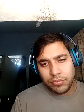 Desirock001 online show from February 7, 7:56 am