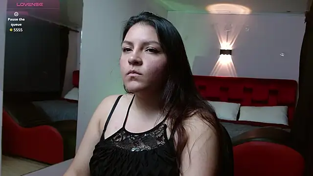 Sahamara 07 online show from October 11, 8:29 pm