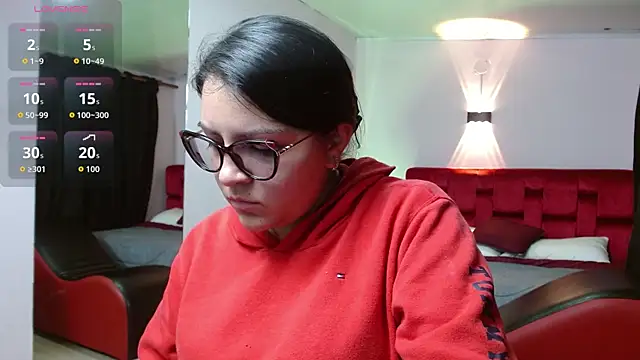 Sahamara 07 online show from October 15, 6:08 pm