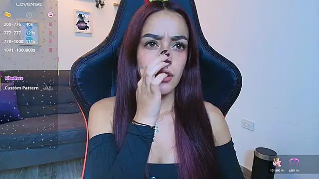 ViolethRosse online show from October 10, 8:08 pm