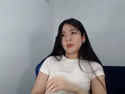 EloiseJun online show from November 11, 3:28 am