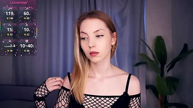 Snapshot of VeronaBench chatting on September 23, 6:16 am VeronaBench online show from September 23, 6:16 am