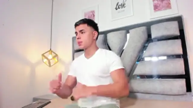 lianfox  online show from March 21, 12:21 pm