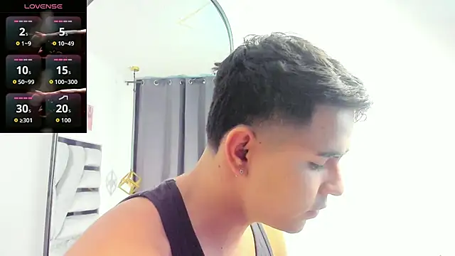 lianfox  online show from July 18, 1:37 pm