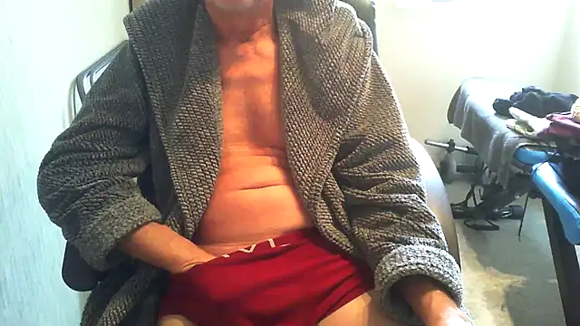 Snapshot of rogpb chatting on October 11, 7:51 am rogpb online show from October 11, 7:51 am