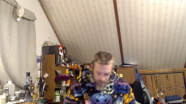 thejuicybacon online show from February 8, 12:41 pm