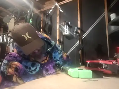 thejuicybacon online show from February 24, 5:05 am