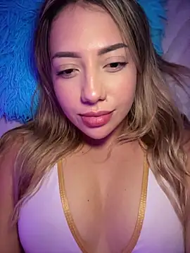 MissCat  online show from November 20, 1:50 am