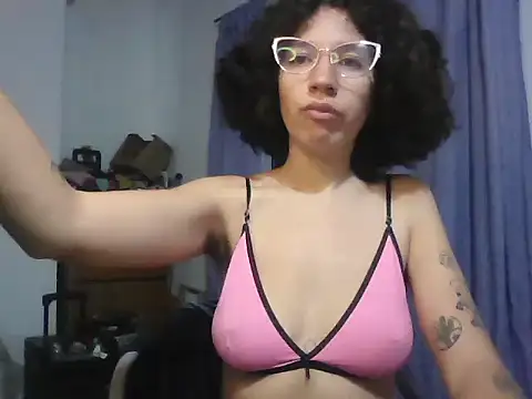 loliporomero online show from September 25, 12:03 am