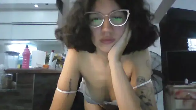 loliporomero online show from November 2, 1:30 am