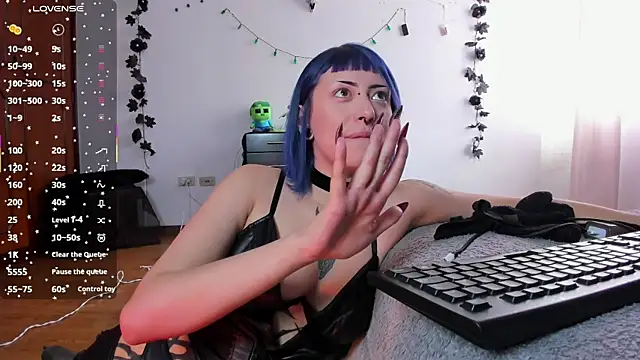 kattusauruss online show from October 1, 2:23 pm