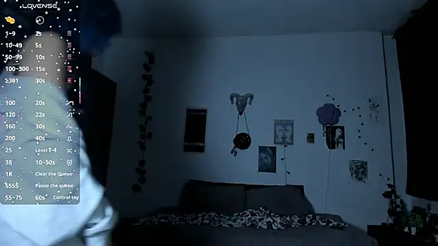 kattusauruss online show from December 17, 12:16 am