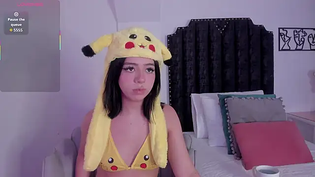 Cassie66  online show from November 18, 2:50 am