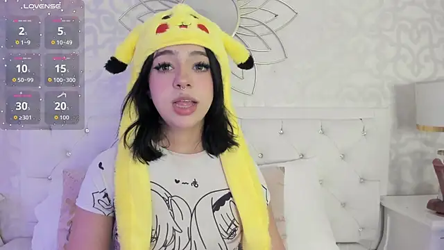 Cassie66  online show from November 28, 3:09 am