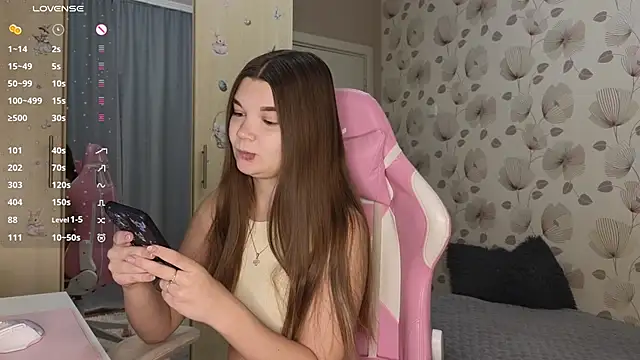  cute ice online show from October 11, 5:28 am