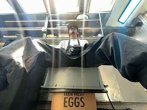 bigdickkane300 online show from May 20, 6:47 pm