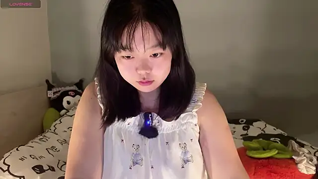 Kittenfishing online show from October 21, 4:30 pm