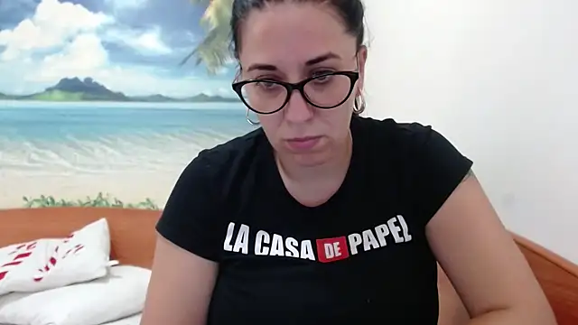 jollene online show from September 11, 12:49 pm