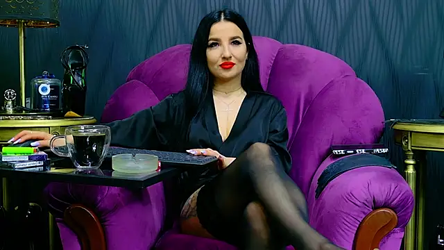 VivianReeve online show from April 17, 5:43 am