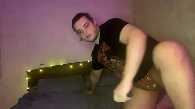 Snapshot of lailarays chatting on September 21, 4:30 pm lailarays online show from September 21, 4:30 pm