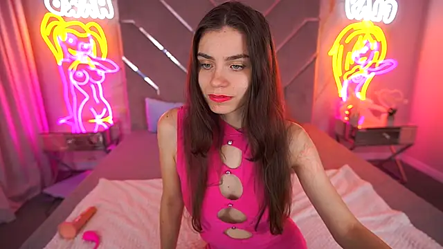 HeavenElle online show from October 2, 6:09 am