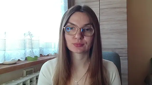 LooveELLYx online show from November 7, 7:41 am