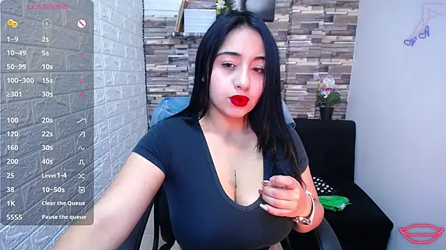 Snapshot of isabelsaenzxx chatting on October 5, 12:58 pm isabelsaenzxx online show from October 5, 12:58 pm