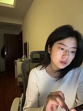 Snapshot of Olivia-l chatting on December 1, 12:21 pm Olivia-l online show from December 1, 12:21 pm