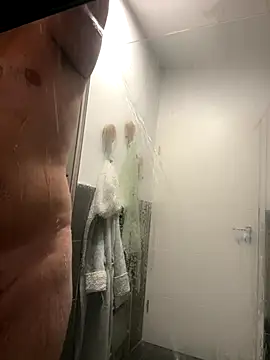 Snapshot of yungdboiy chatting on October 8, 7:44 pm yungdboiy online show from October 8, 7:44 pm