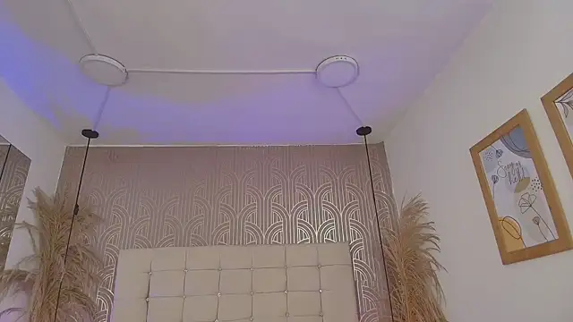 LexieBloom online show from February 12, 3:45 am