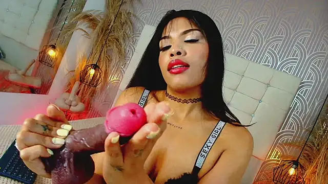 LexieBloom online show from March 5, 3:46 am