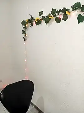 karinnahotdirty online show from March 2, 8:04 pm